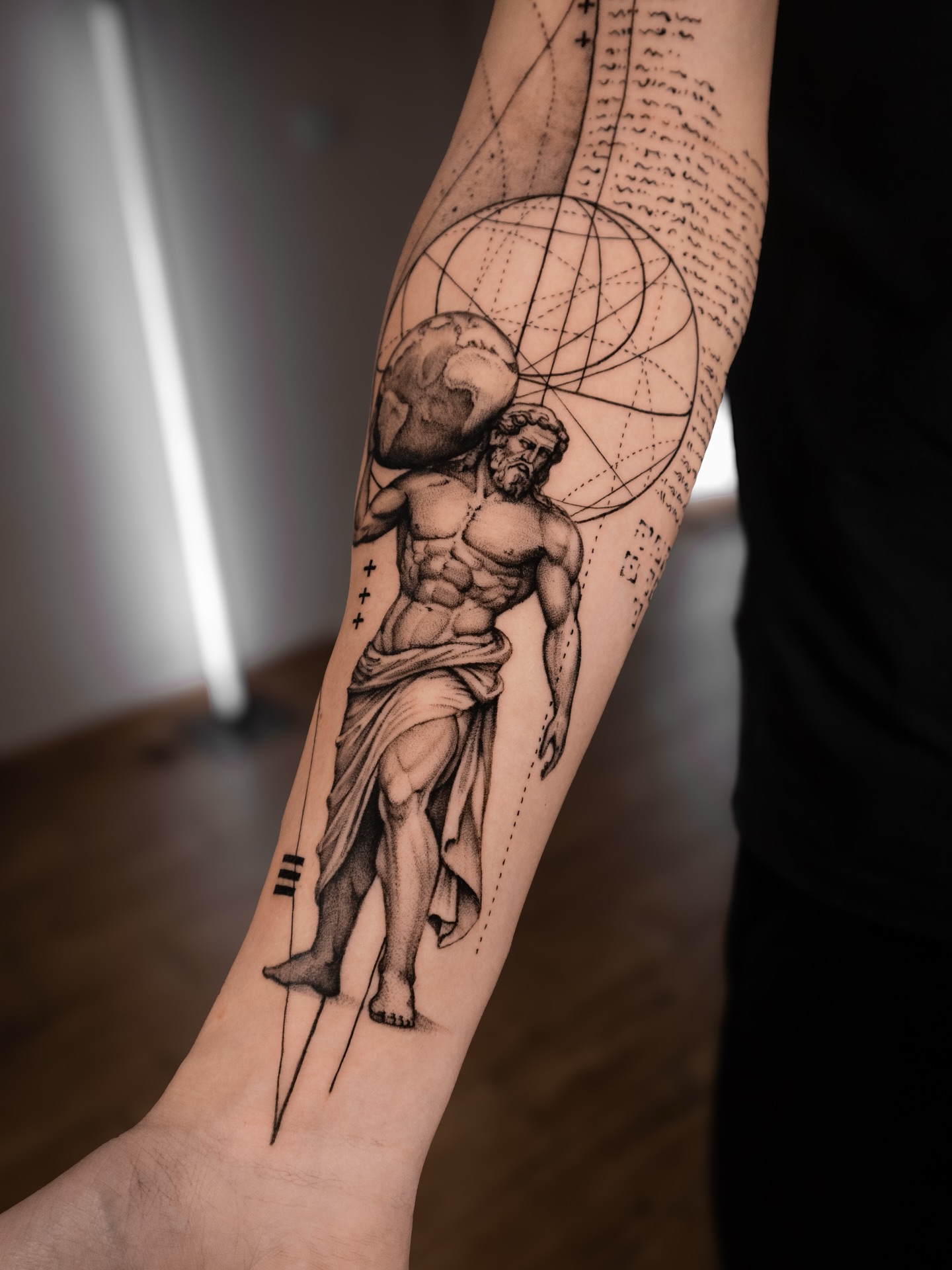 Sziasztok!
Szép napunk van! Köszönöm a figyelmet.
Sziasztok!
#atlastattoo #tetoválás #tattoodesign #budapest #hungarian