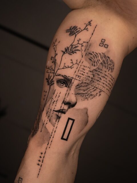 Egyik legkedvesebb szabad mintám volt a tavalyi évben. Hasonlókat kértek?
#tattooflash #budapest #budapestart