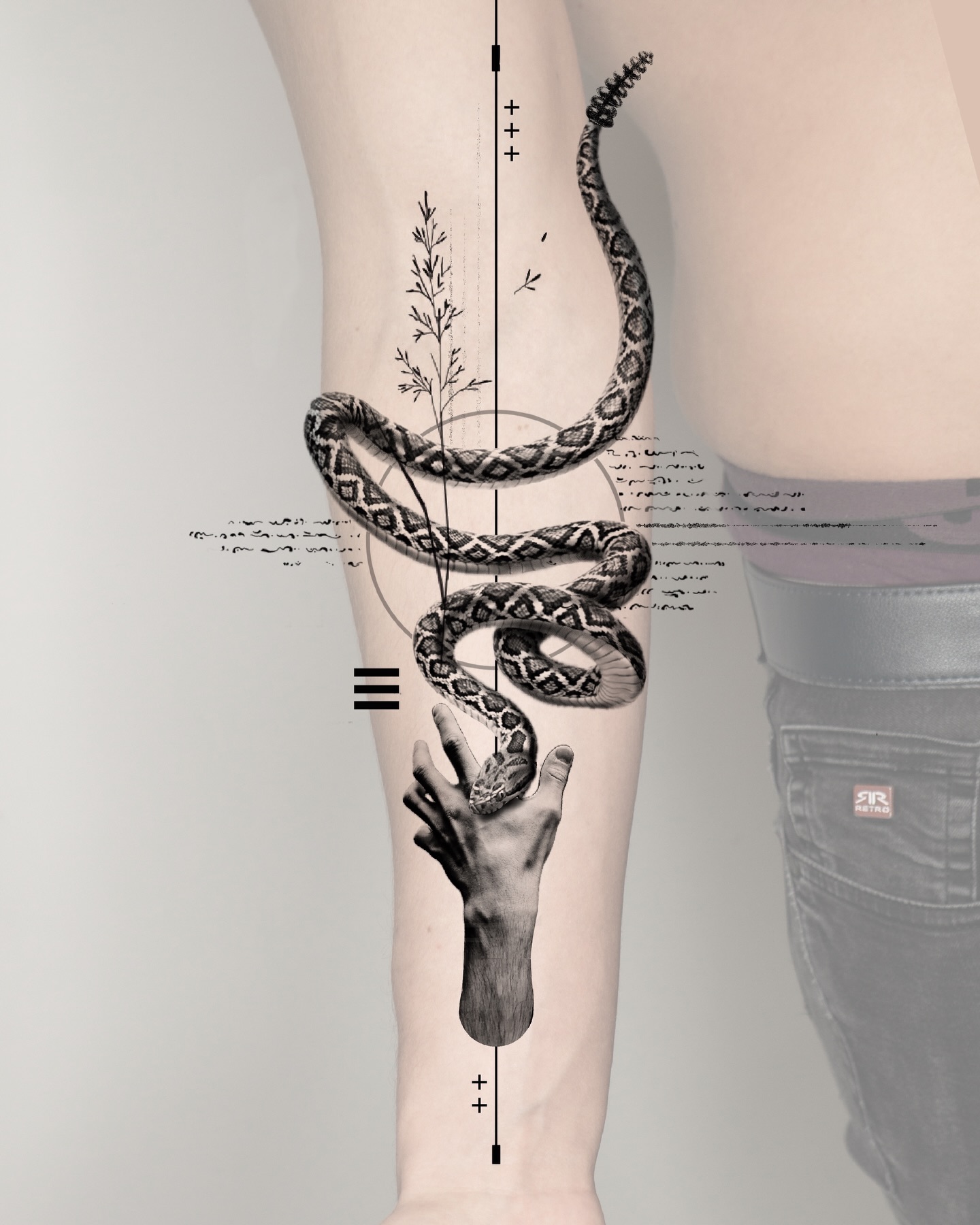 Szabad minta alkarra! Írj, ha érdekel! :)
Available tattoo design on forearm
#tattoodesign #budapesttattooartist #snaketattoo #tetovalas